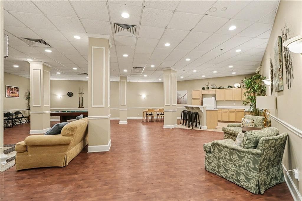 2 bedroom, 2 bathroom, 1,160 sq ft condominium for sale at 1501 Clairmont Road 827, Decatur, GA 30033 — photo 10