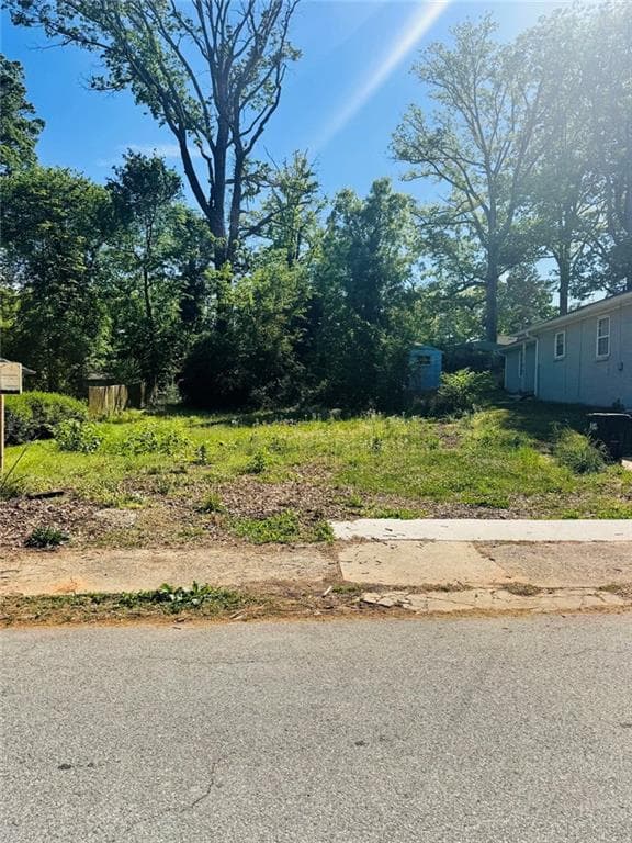 single family residence for sale at 1404 Clermont Avenue, Atlanta, GA 30344 — photo 2