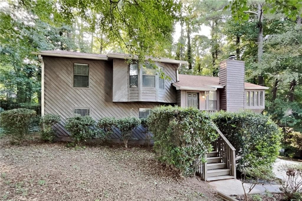 3 bedroom, 3 bathroom, 2,118 sq ft single family residence for rent at 4094 Maxanne Drive, Kennesaw, GA 30144 for $2,240 a month — photo 1 of 26