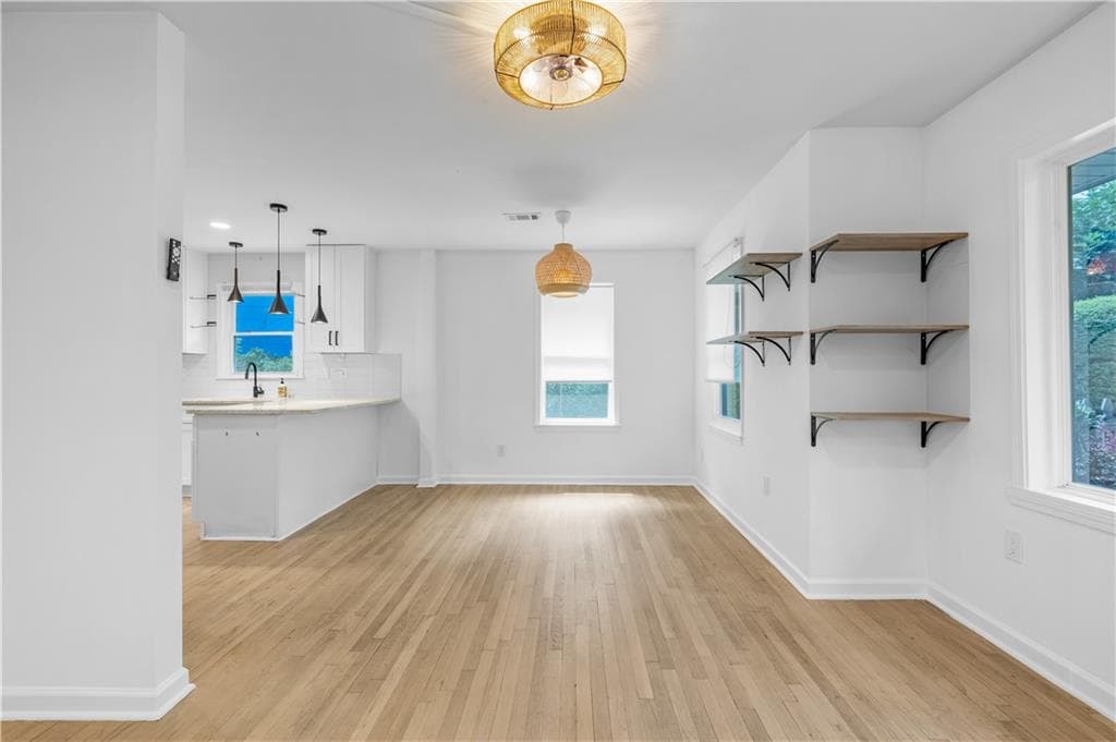 4 bedroom, 2 bathroom, 1,274 sq ft single family residence for rent at 844 Deckner Avenue, Atlanta, GA 30310 for $2,650 a month — photo 6