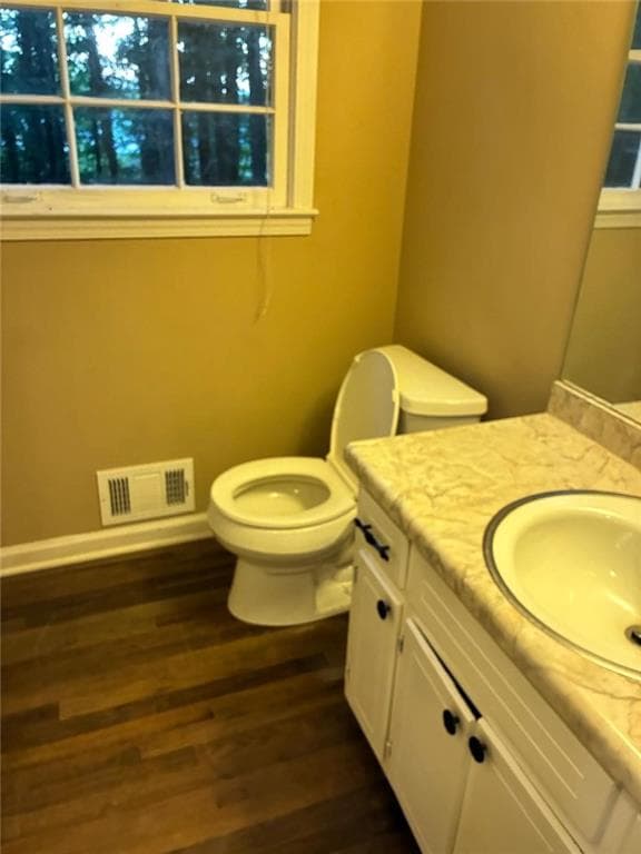 3 bedroom, 3 bathroom, 1,884 sq ft single family residence for sale at 1337 Cotton Creek Drive, Lawrenceville, GA 30045 — photo 5