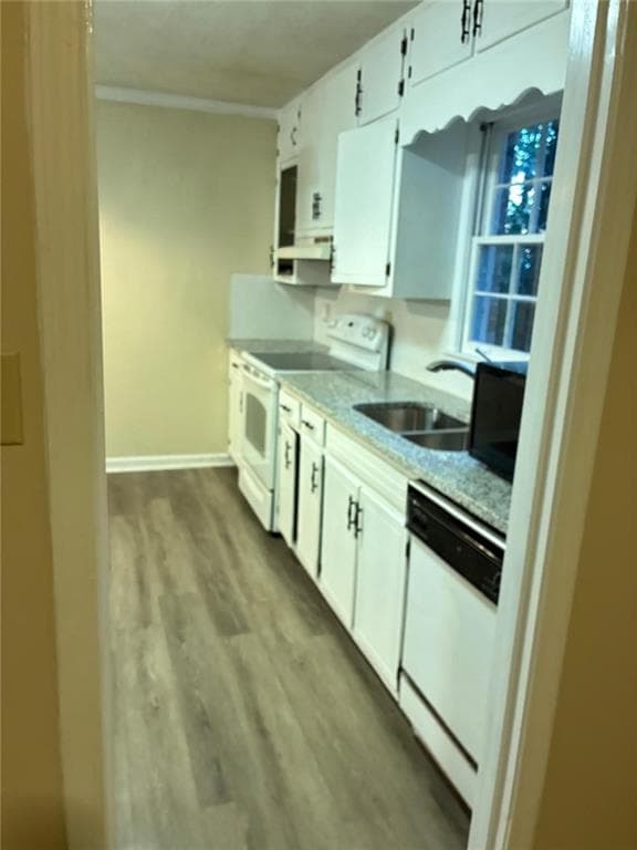 3 bedroom, 3 bathroom, 1,884 sq ft single family residence for sale at 1337 Cotton Creek Drive, Lawrenceville, GA 30045 — photo 10