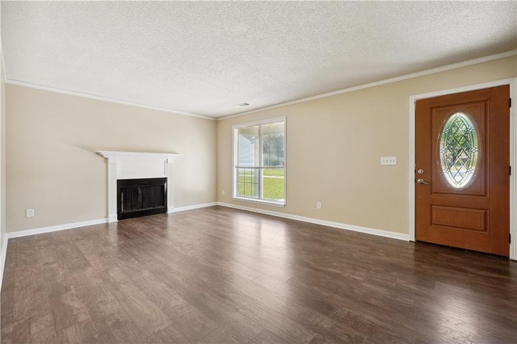 3 bedroom, 3 bathroom, 1,450 sq ft single family residence for sale at 6223 Marbut Farms Lane, Lithonia, GA 30058 — photo 3