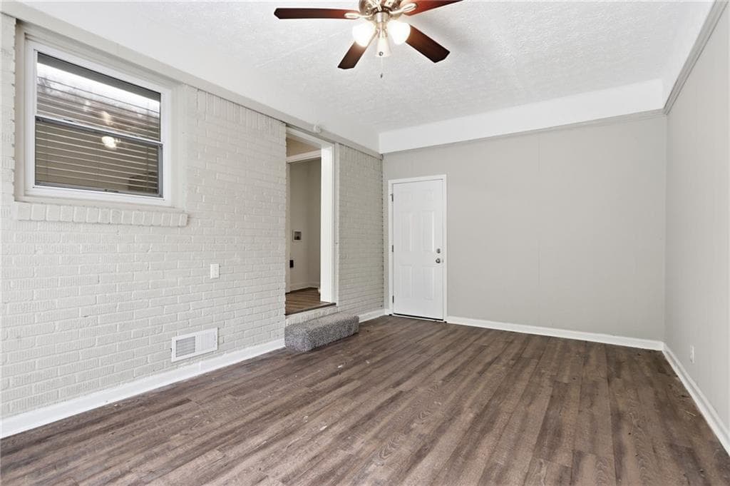 3 bedroom, 2 bathroom, 1,413 sq ft single family residence for sale at 1089 Canal Street, Decatur, GA 30032 — photo 9
