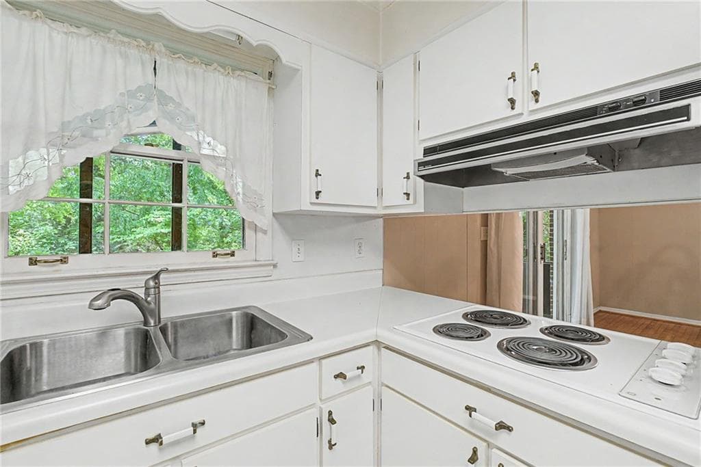 4 bedroom, 3 bathroom single family residence for sale at 503 Durand Drive, Atlanta, GA 30307 — photo 7