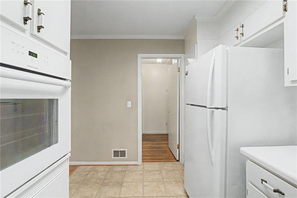 4 bedroom, 3 bathroom single family residence for sale at 503 Durand Drive, Atlanta, GA 30307 — photo 8