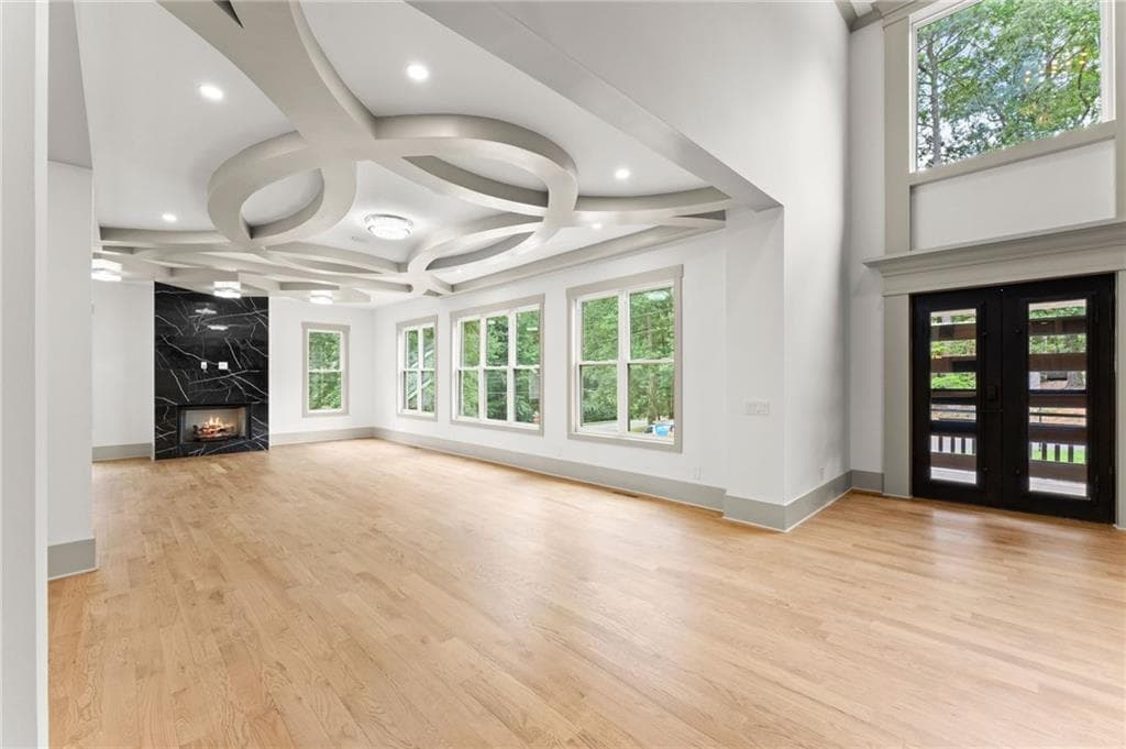 6 bedroom, 5 bathroom, 5,384 sq ft single family residence for sale at 4842 Sturbridge Crescent, Roswell, GA 30075 — photo 7