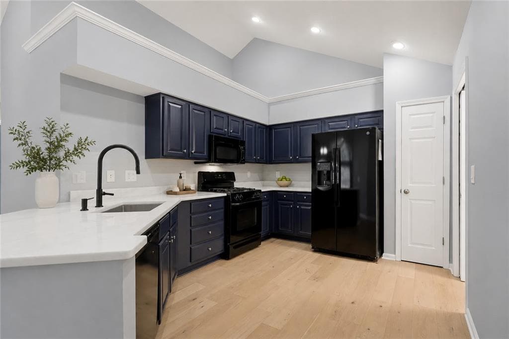 3 bedroom, 2 bathroom, 1,735 sq ft condominium for sale at 3085 Oakside Circle, Alpharetta, GA 30004 — photo 5