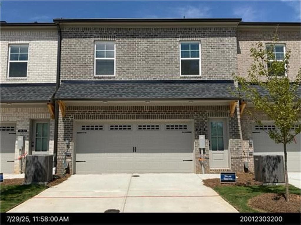 3 bedroom, 3 bathroom, 1,960 sq ft townhouse for rent at 3120 Marbella Circle, Kennesaw, GA 30152 for $2,790 a month — photo 2