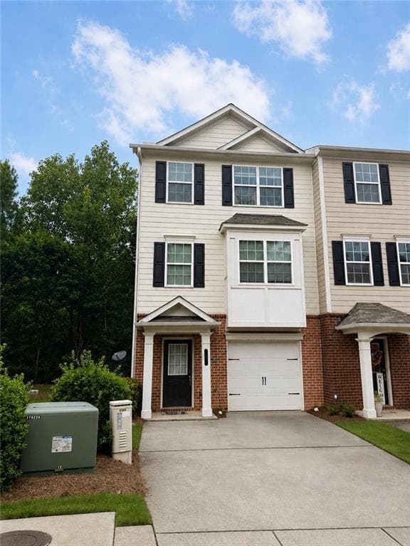 3 bedroom, 3 bathroom, 1,307 sq ft townhouse for rent at 6764 Blackstone Place, Mableton, GA 30126 for $1,925 a month — photo 1 of 8