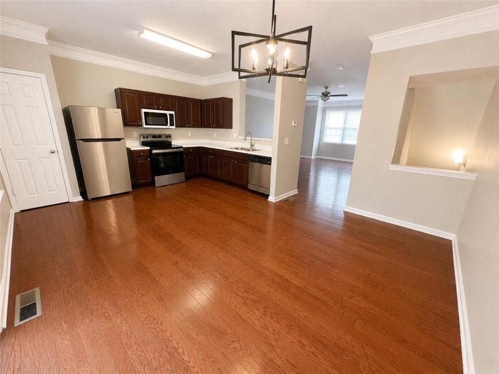 3 bedroom, 3 bathroom, 1,307 sq ft townhouse for rent at 6764 Blackstone Place, Mableton, GA 30126 for $1,925 a month — photo 2
