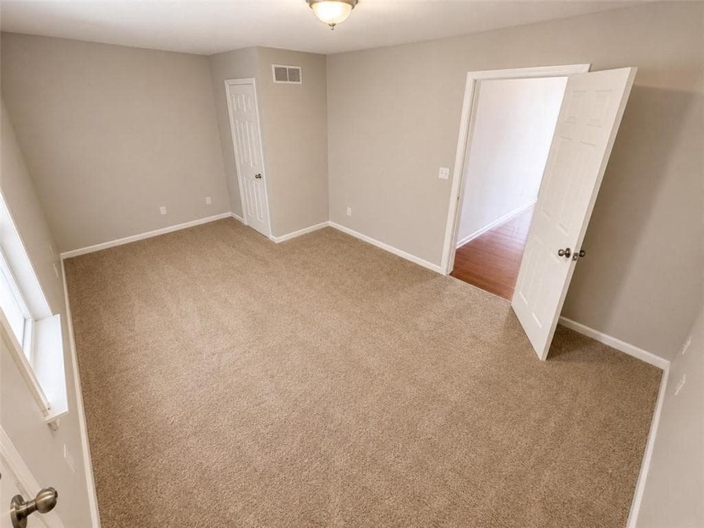 3 bedroom, 3 bathroom, 1,307 sq ft townhouse for rent at 6764 Blackstone Place, Mableton, GA 30126 for $1,925 a month — photo 3