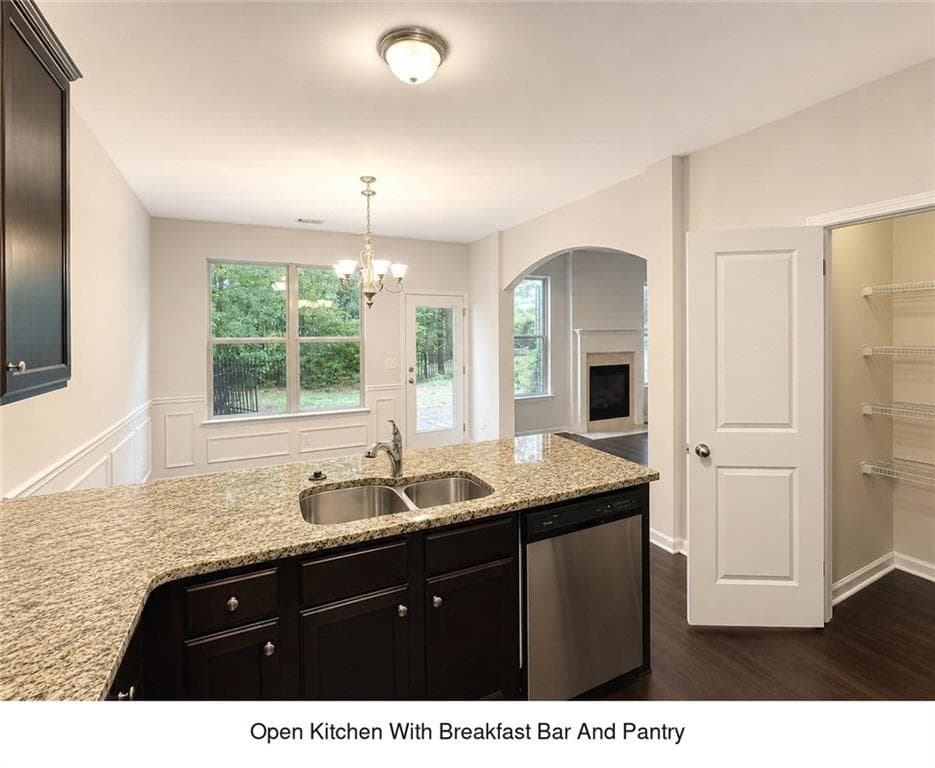 3 bedroom, 3 bathroom, 2,158 sq ft townhouse for rent at 3432 Castleberry Village Circle, Cumming, GA 30040 for $2,200 a month — photo 7