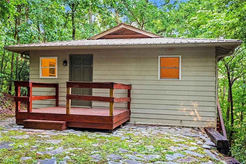 3 bedroom, 2 bathroom, 1,920 sq ft single family residence for sale at 784 Beaver Lake Drive, Ellijay, GA 30540