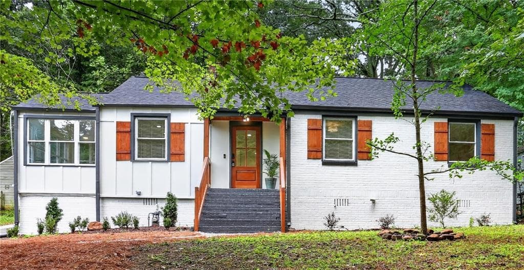 3 bedroom, 2 bathroom, 2,088 sq ft single family residence for sale at 1232 Carter Road, Decatur, GA 30030 — photo 2