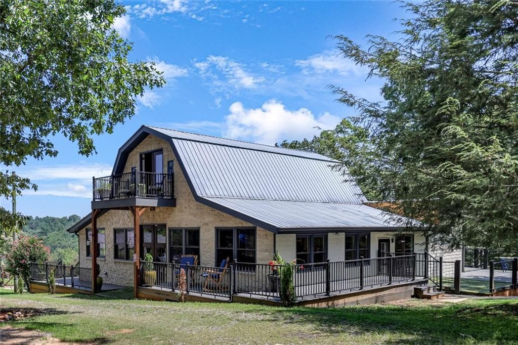 3 bedroom, 3 bathroom, 2,200 sq ft single family residence for rent at 268 Creek Bank Drive A, Talking Rock, GA 30175 for $3,500 a month