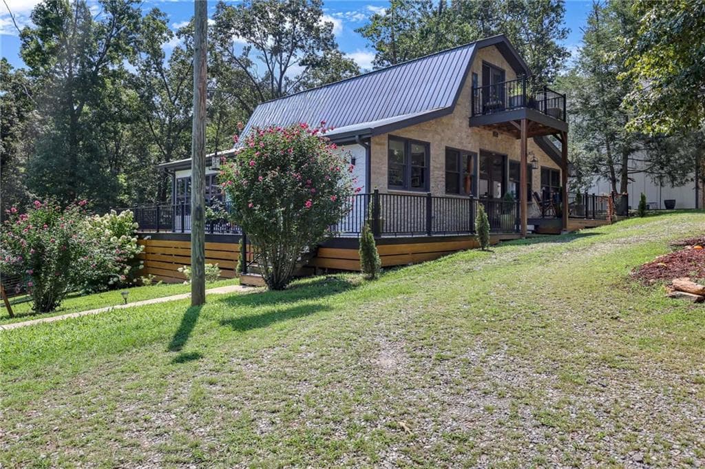 3 bedroom, 3 bathroom, 2,200 sq ft single family residence for rent at 268 Creek Bank Drive A, Talking Rock, GA 30175 for $3,500 a month — photo 5
