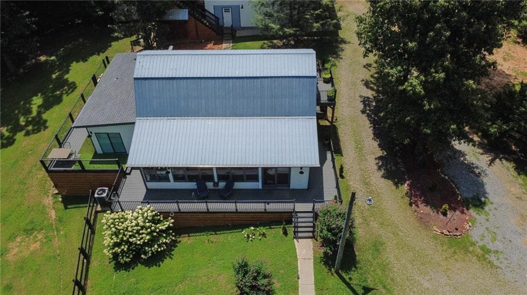 3 bedroom, 3 bathroom, 2,200 sq ft single family residence for rent at 268 Creek Bank Drive A, Talking Rock, GA 30175 for $3,500 a month — photo 7