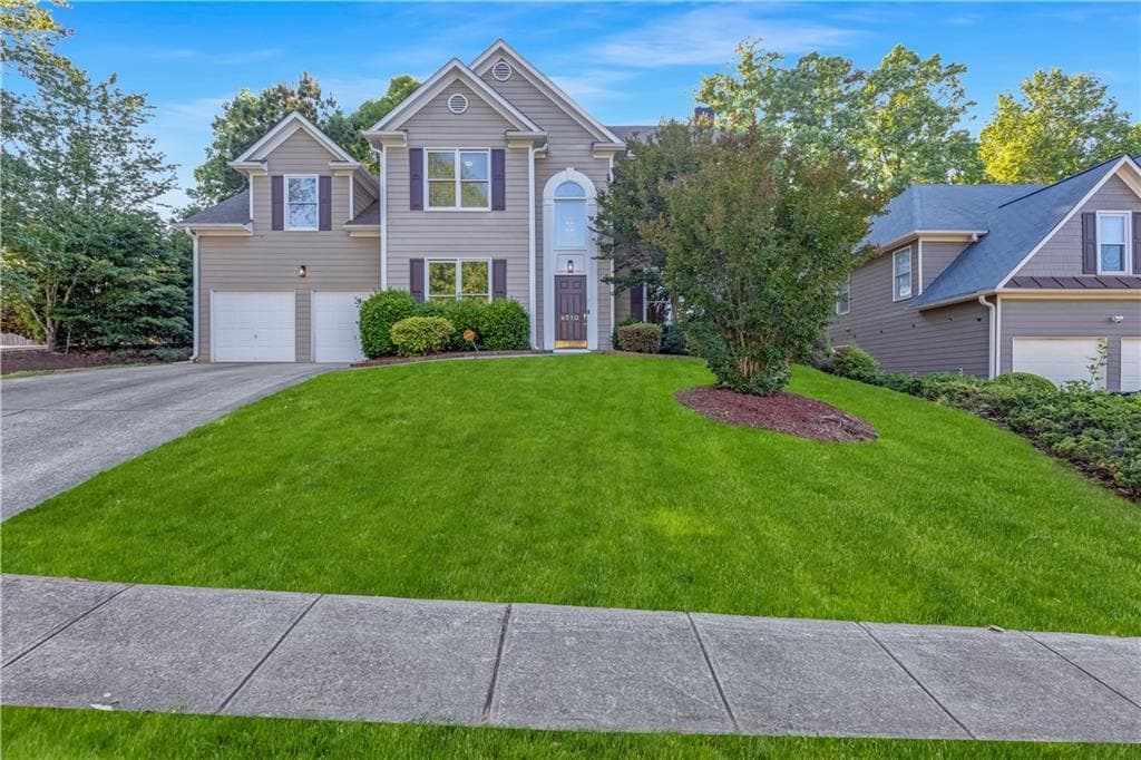 4 bedroom, 3 bathroom, 2,376 sq ft home for sale at 4310 canterbury walk Drive, Duluth, GA