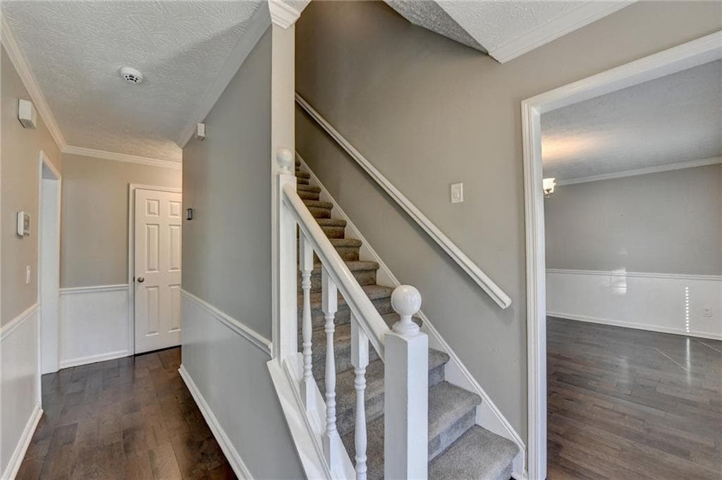 3 bedroom, 3 bathroom, 2,188 sq ft single family residence for sale at 709 Flowers Crossing, Lawrenceville, GA 30044 — photo 4