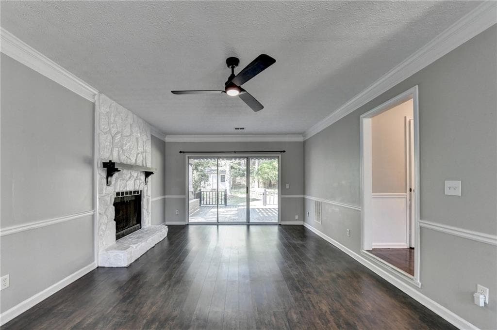 3 bedroom, 3 bathroom, 2,188 sq ft single family residence for sale at 709 Flowers Crossing, Lawrenceville, GA 30044 — photo 10