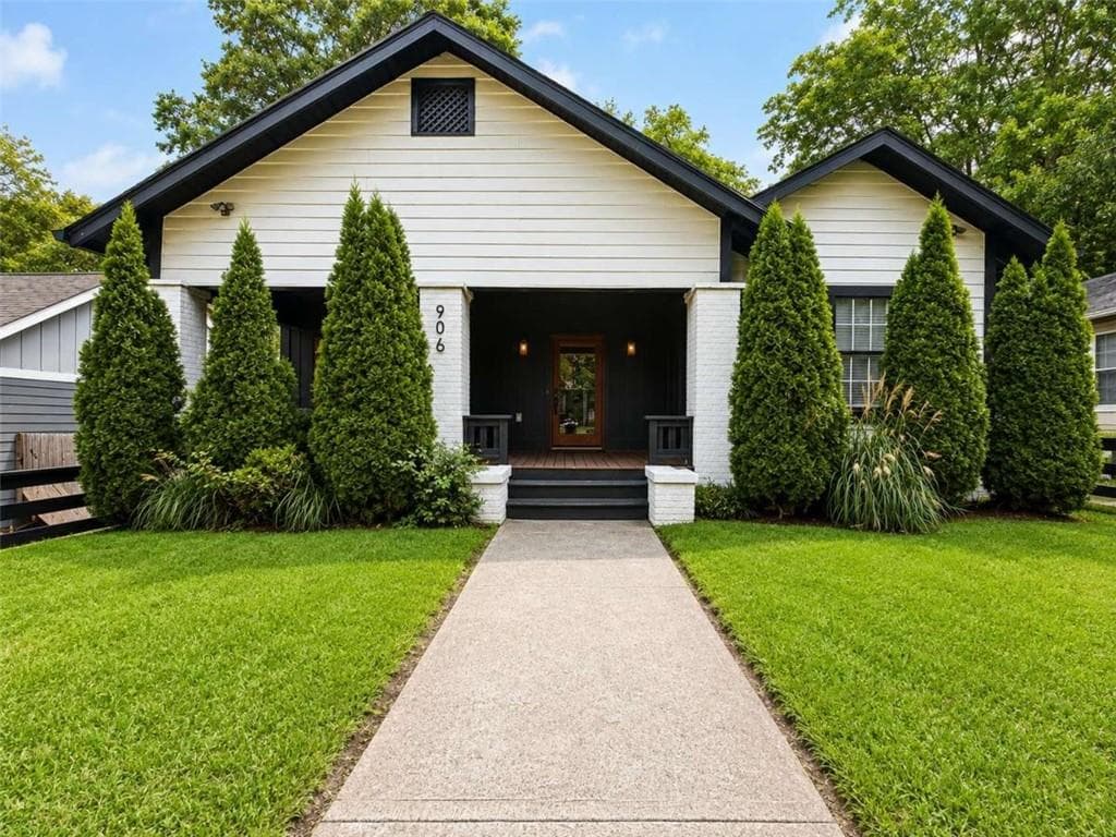 3 bedroom, 2 bathroom, 1,509 sq ft single family residence for rent at 906 Westmont Road, Atlanta, GA 30311 for $2,500 a month — photo 2