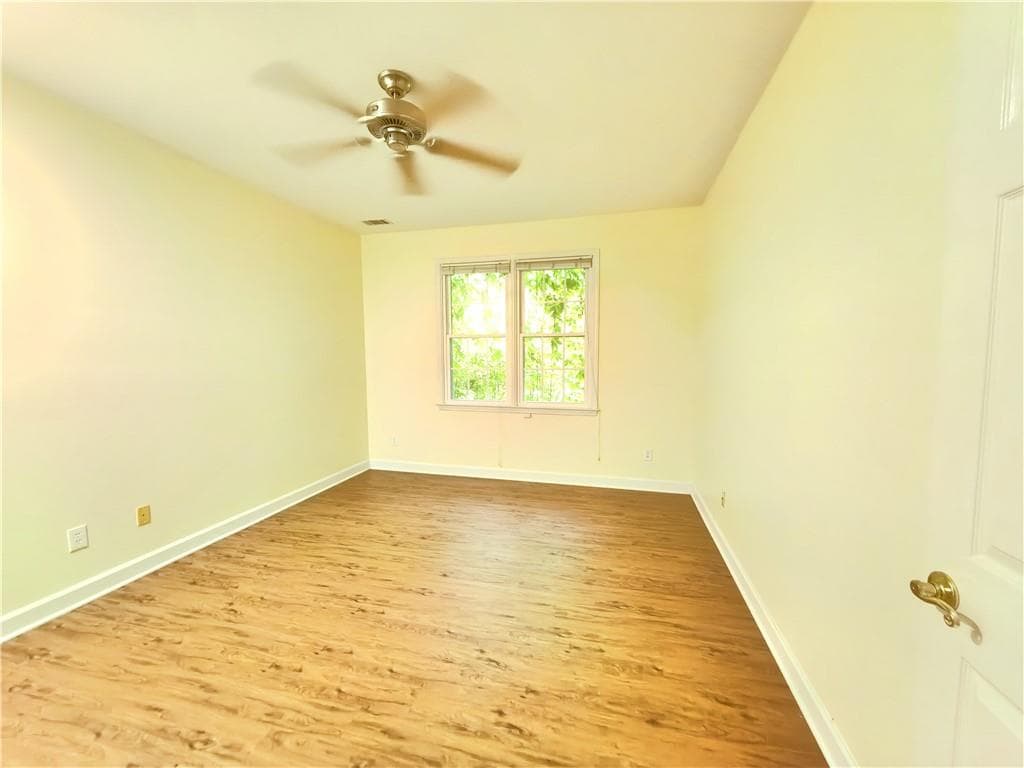 4 bedroom, 3 bathroom, 3,401 sq ft single family residence for rent at 4009 Treemont Lane, Suwanee, GA 30024 for $2,800 a month — photo 10