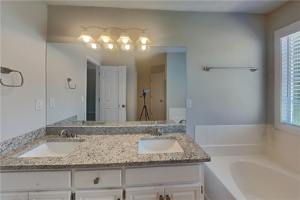 5 bedroom, 3 bathroom, 2,558 sq ft single family residence for rent at 2590 Track Way, Dacula, GA 30019 for $2,250 a month — photo 10