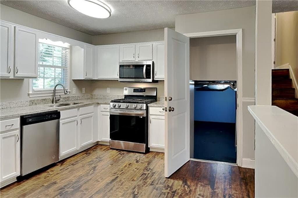 3 bedroom, 2 bathroom, 1,200 sq ft single family residence for rent at 604 Dillon Drive, Douglasville, GA 30134 for $1,675 a month — photo 5
