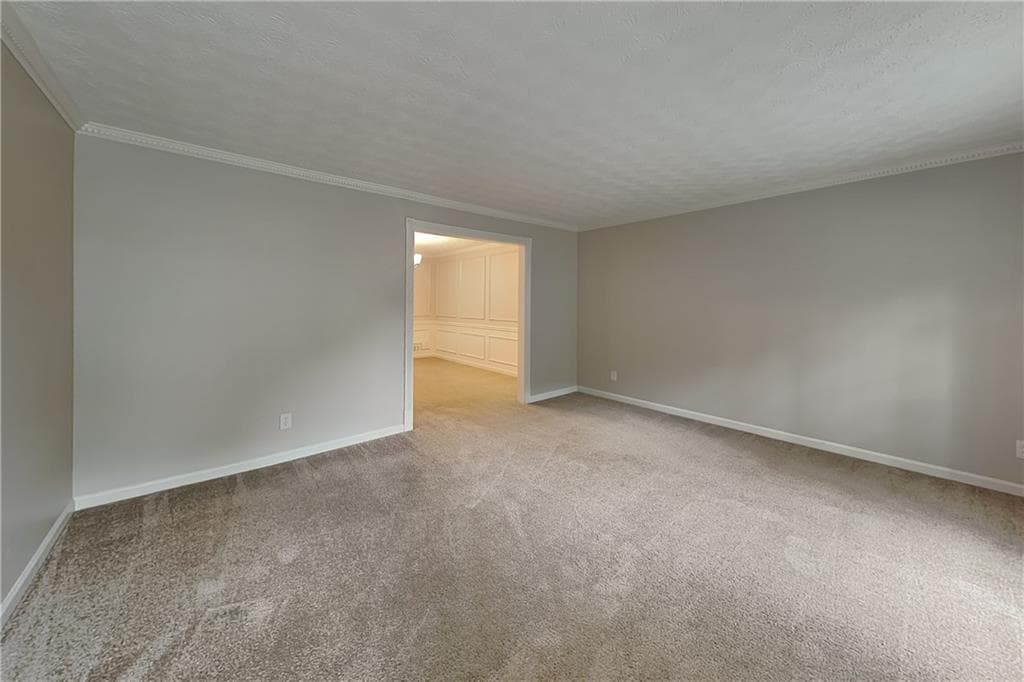 4 bedroom, 3 bathroom, 2,060 sq ft single family residence for rent at 115 Spring Ridge Court, Roswell, GA 30076 for $2,775 a month — photo 2