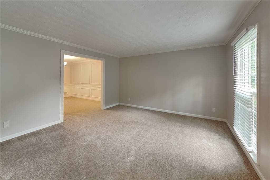 4 bedroom, 3 bathroom, 2,060 sq ft single family residence for rent at 115 Spring Ridge Court, Roswell, GA 30076 for $2,775 a month — photo 3