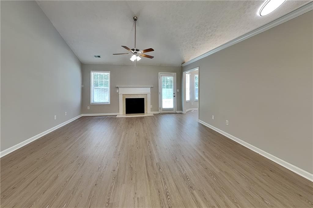 3 bedroom, 2 bathroom, 1,762 sq ft single family residence for rent at 638 Castlebrooke Way, Lawrenceville, GA 30045 for $2,050 a month — photo 2