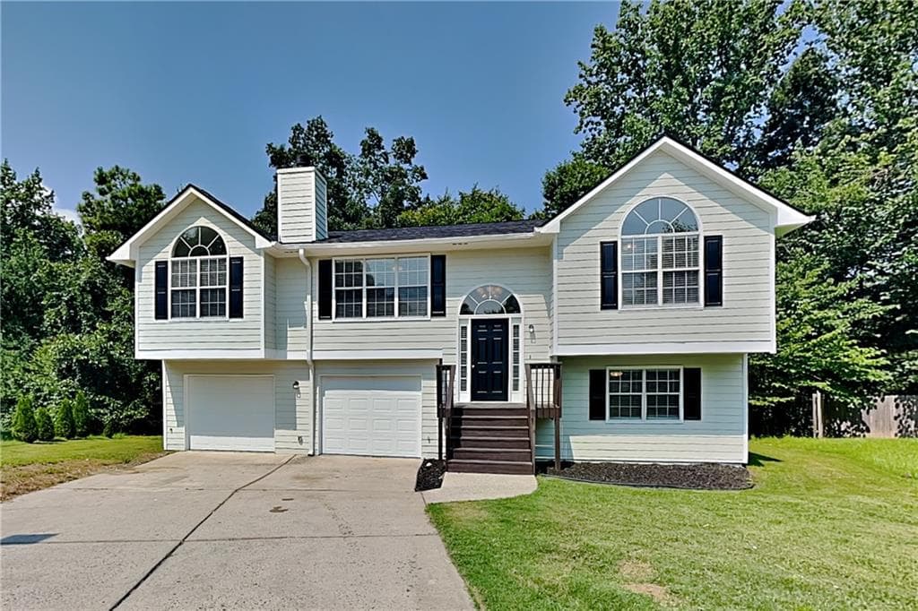 4 bedroom, 3 bathroom, 2,232 sq ft single family residence for rent at 1020 Sycamore Summit, Sugar Hill, GA 30518 for $2,250 a month