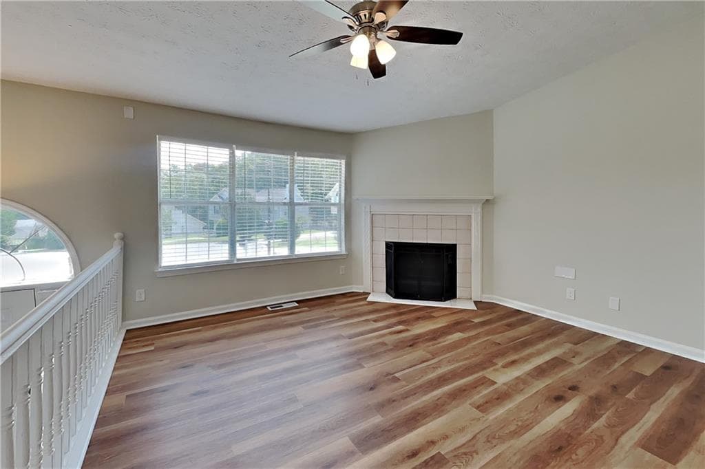 4 bedroom, 3 bathroom, 2,232 sq ft single family residence for rent at 1020 Sycamore Summit, Sugar Hill, GA 30518 for $2,250 a month — photo 2