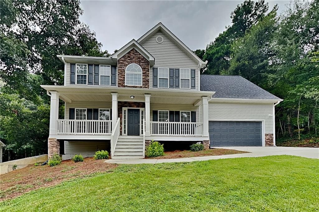 4 bedroom, 3 bathroom, 2,212 sq ft single family residence for rent at 114 Tannin Court, Dallas, GA 30132 for $2,225 a month — photo 1 of 24