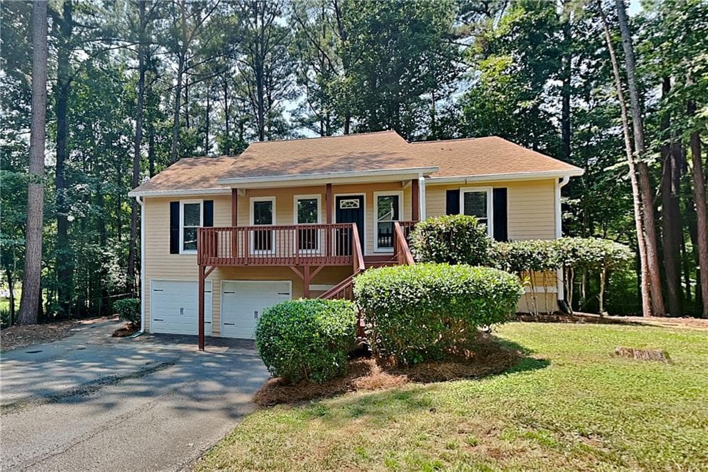 3 bedroom, 2 bathroom, 1,265 sq ft single family residence for rent at 66 Freestone Lane, Dallas, GA 30132 for $1,845 a month — photo 1 of 19