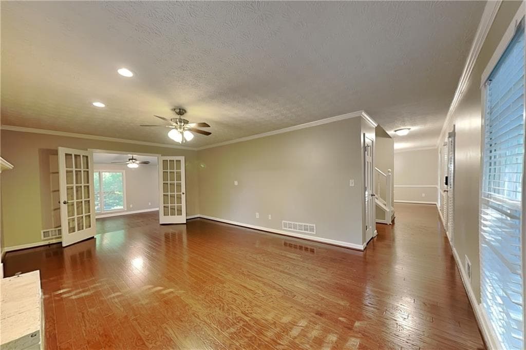 3 bedroom, 3 bathroom, 2,606 sq ft single family residence for rent at 2709 Hawk Drive, Marietta, GA 30066 for $2,625 a month — photo 3
