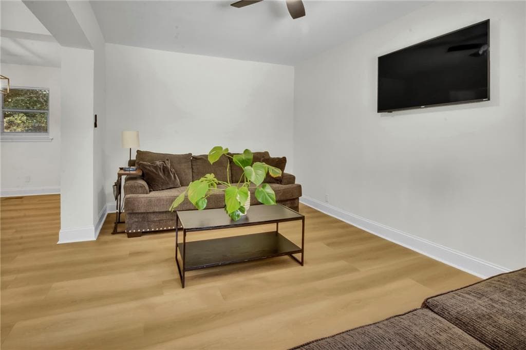 3 bedroom, 2 bathroom, 1,350 sq ft single family residence for sale at 2461 Bouldercliff Way, Atlanta, GA 30316 — photo 6