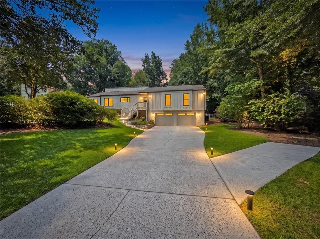 3 bedroom, 2 bathroom, 2,480 sq ft single family residence for sale at 3447 Dry Creek Road, Marietta, GA 30062 — photo 2