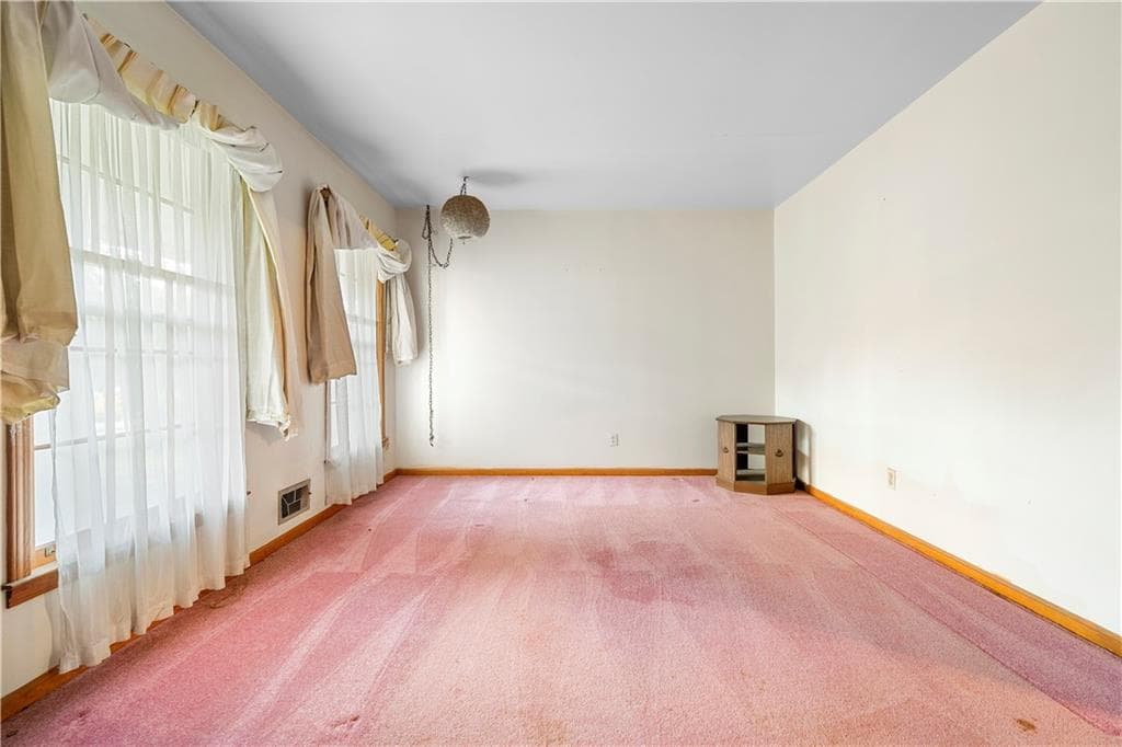 3 bedroom, 2 bathroom, 1,156 sq ft single family residence for sale at 111 Irvin Street, Jonesboro, GA 30236 — photo 4