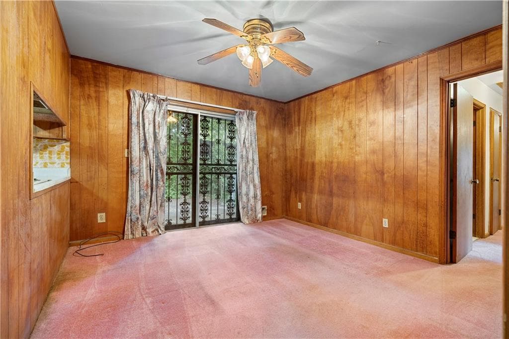 3 bedroom, 2 bathroom, 1,156 sq ft single family residence for sale at 111 Irvin Street, Jonesboro, GA 30236 — photo 6