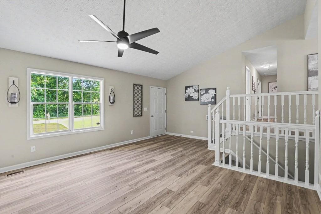3 bedroom, 2 bathroom, 1,259 sq ft single family residence under contract at 219 SENATOR Road, Douglasville, GA 30134 — photo 3