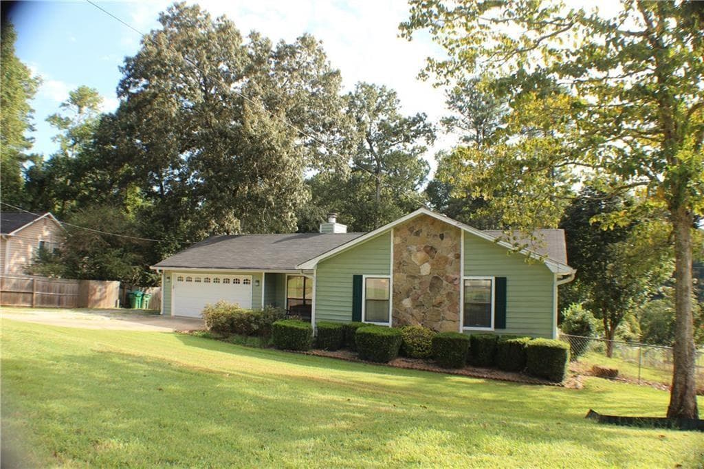 3 bedroom, 2 bathroom single family residence for rent at 5126 Dekalb Way, Stone Mountain, GA 30087 for $2,299 a month