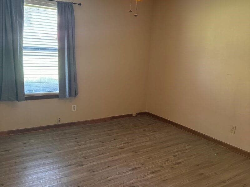 3 bedroom, 2 bathroom single family residence for rent at 5126 Dekalb Way, Stone Mountain, GA 30087 for $2,299 a month — photo 3