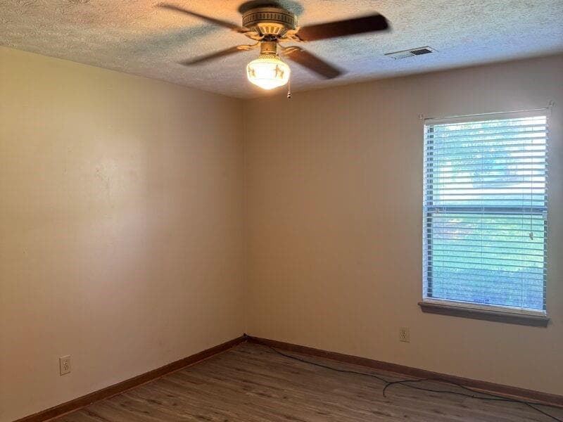 3 bedroom, 2 bathroom single family residence for rent at 5126 Dekalb Way, Stone Mountain, GA 30087 for $2,299 a month — photo 4