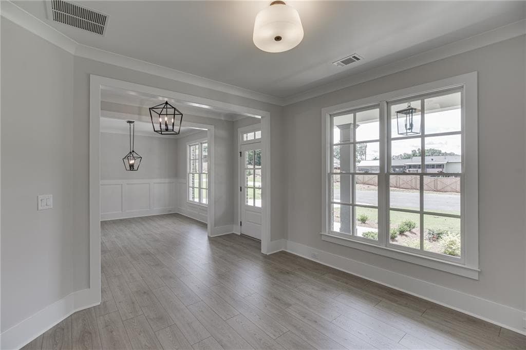 4 bedroom, 3 bathroom, 2,805 sq ft single family residence under contract at 240 Wilbanks Street, Buford, GA 30518 — photo 6