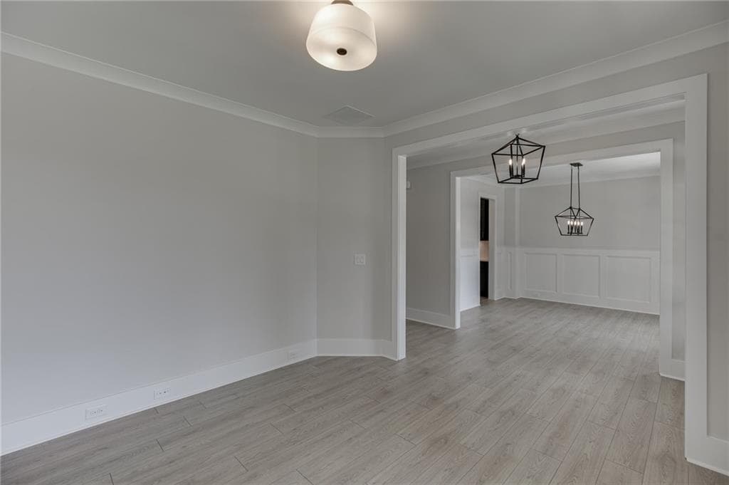 4 bedroom, 3 bathroom, 2,805 sq ft single family residence under contract at 240 Wilbanks Street, Buford, GA 30518 — photo 7