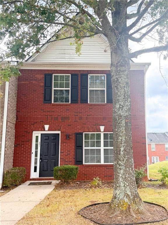 3 bedroom, 3 bathroom, 1,576 sq ft townhouse for sale at 7712 Autry Circle 201, Douglasville, GA 30134 — photo 2