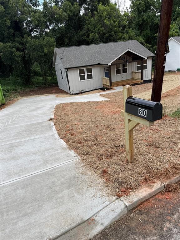 3 bedroom, 2 bathroom, 1,260 sq ft single family residence for sale at 80 Elberton Street, Toccoa, GA 30577 — photo 2