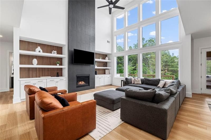 5 bedroom, 4 bathroom, 3,613 sq ft single family residence for sale at 1071 Ridgeview Road, Woodstock, GA 30188 — photo 5